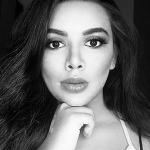 Meet your Posher, Deepali